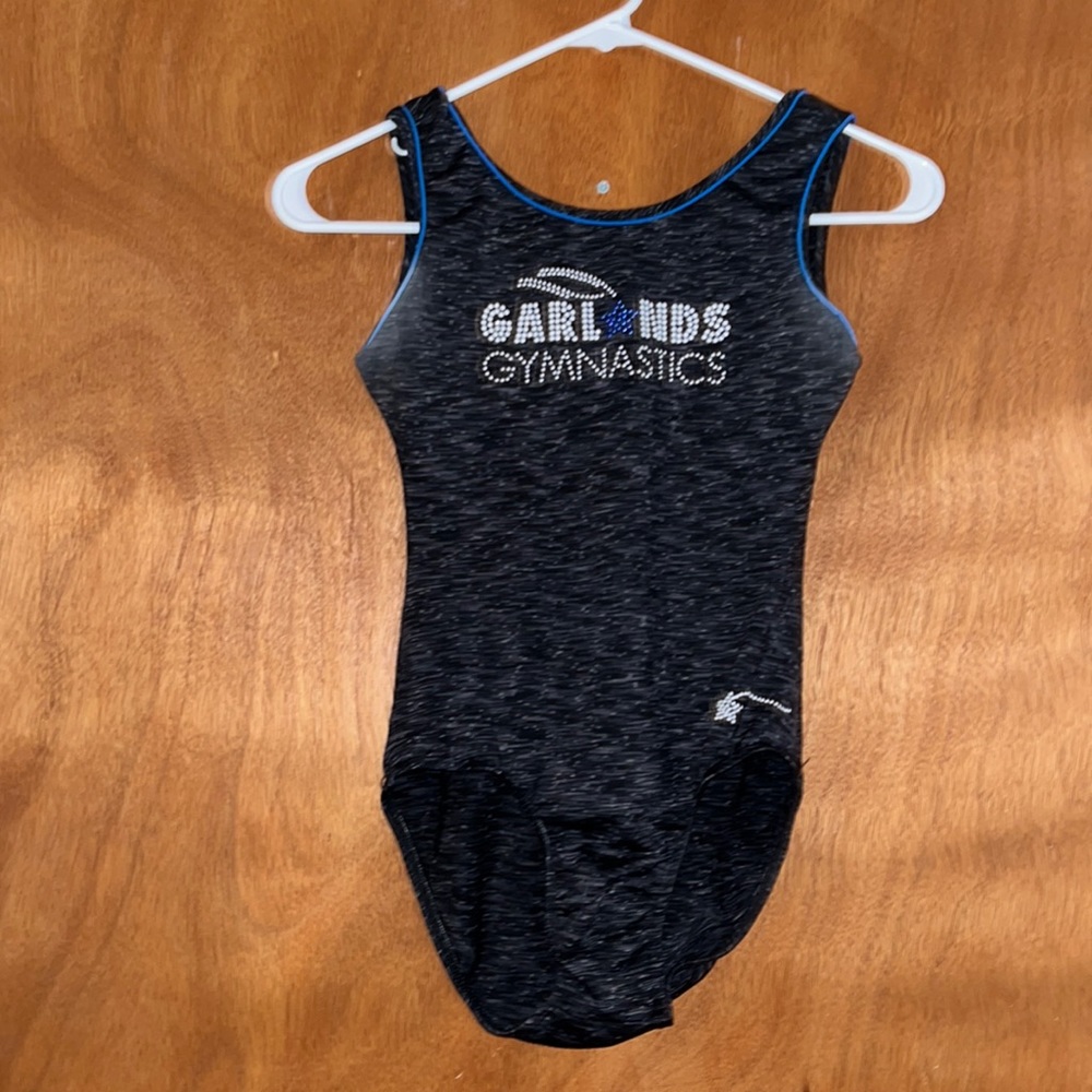 Garlands gymnastics Leo